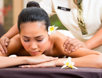 authentic traditional thai massage