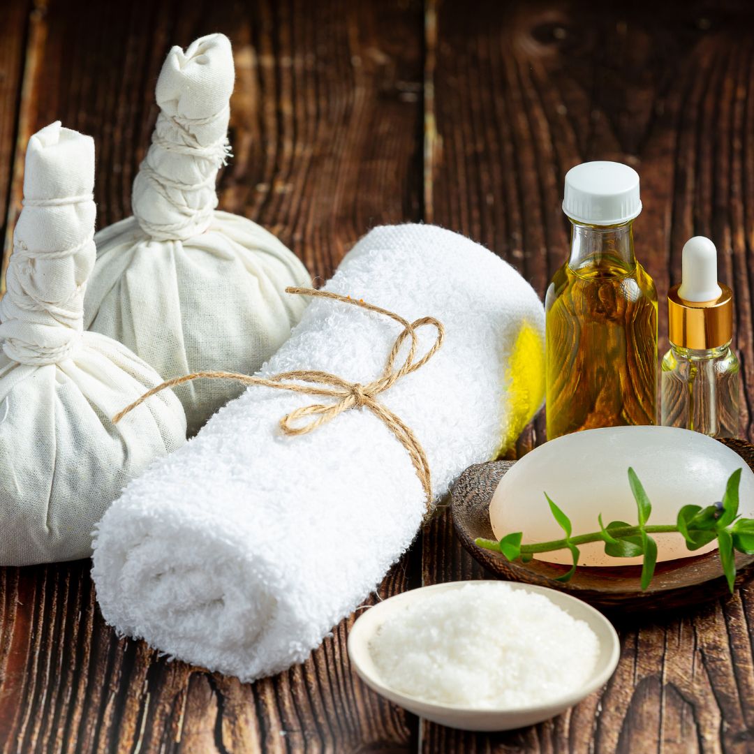 Thai Herbal Compress Massage