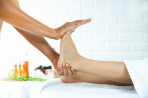 Thai foot reflexology techniques