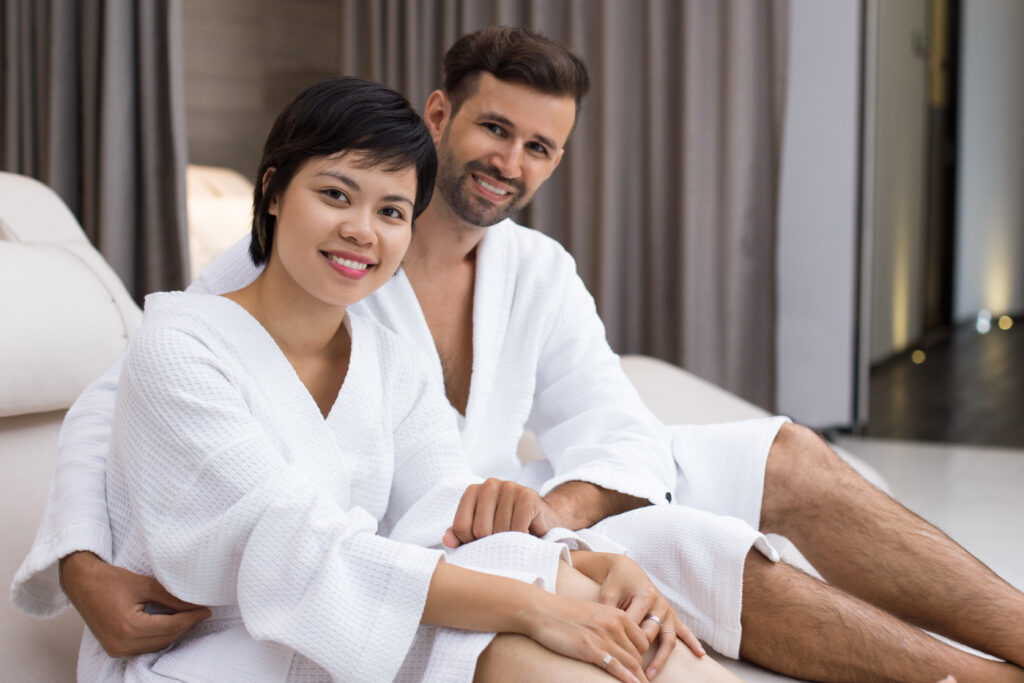 attires for couple massage