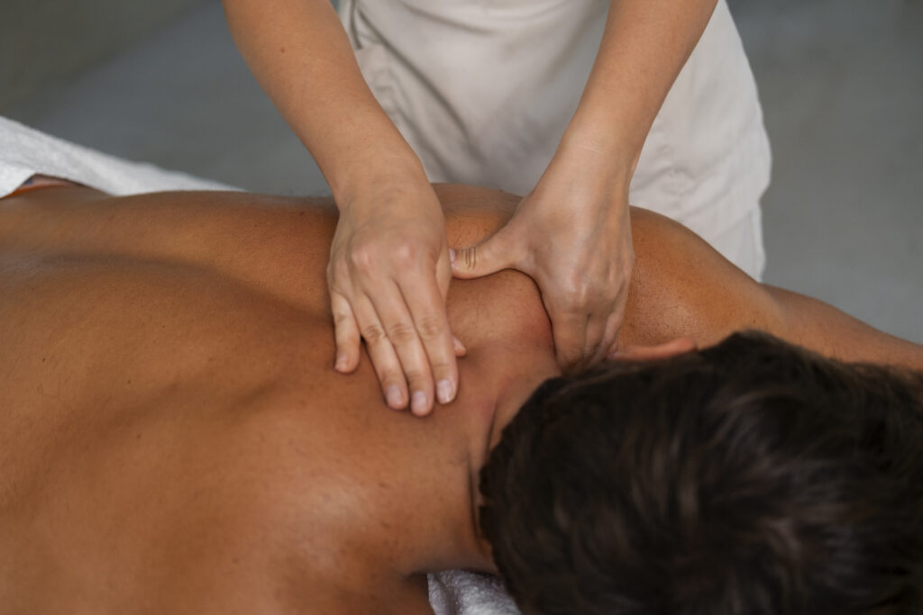 deep tissue massage for sciatica nerve pain