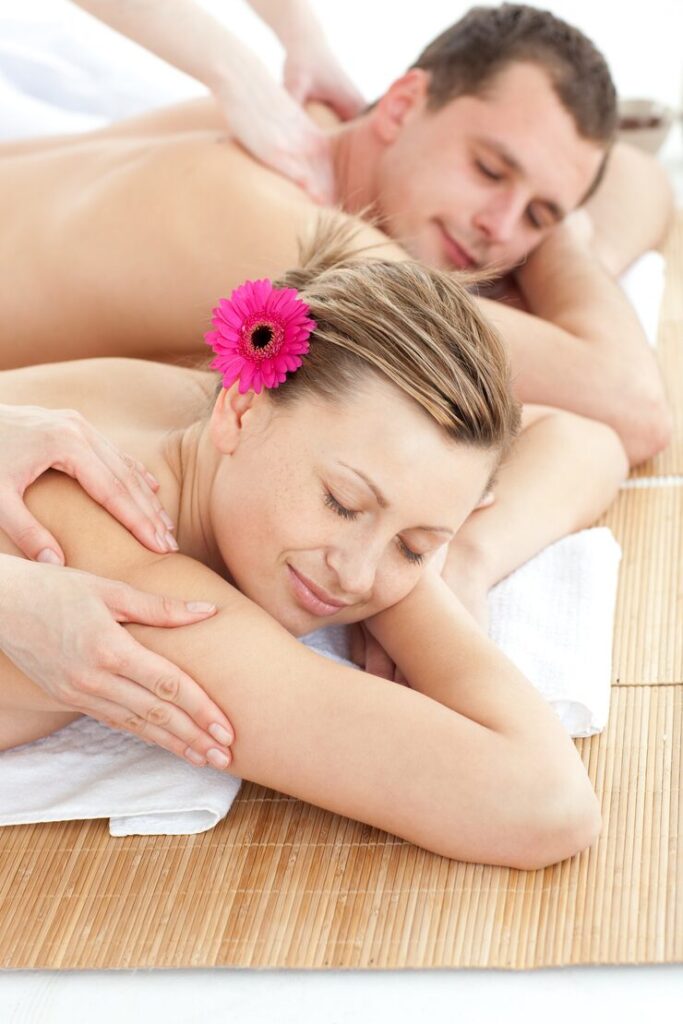 couple massage